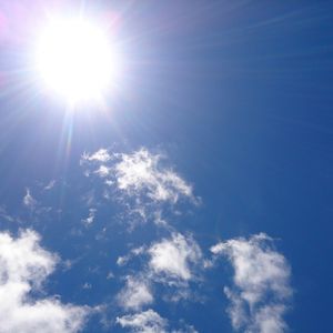 遮熱効果があるフィルムについても春フィルム工房にお問い合わせください